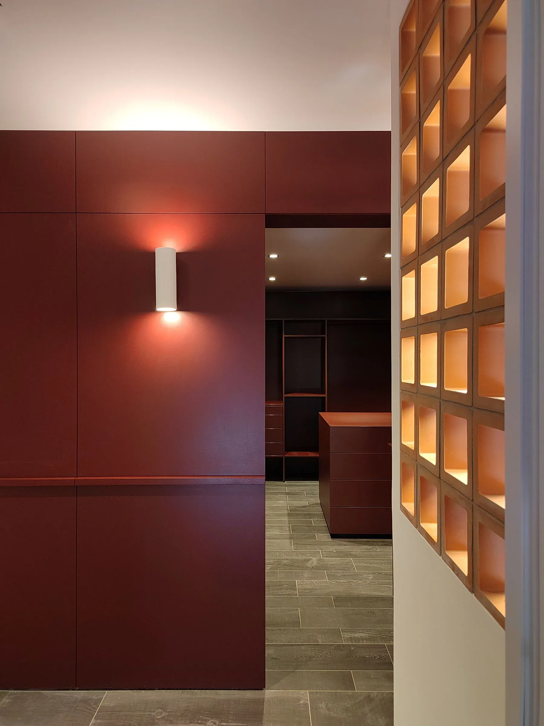 renovation suite parentale dressing avec porte derobee ouverte